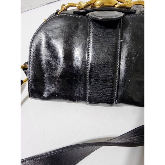 Authentic Gucci Vintage Patent Wave Flap Shoulder Bag Black - Picture 6 of 15